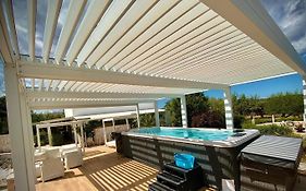 Villa Nirya - Unique Trulli Resort & Spa